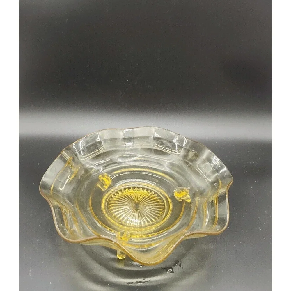 Lancaster Topaz Yellow 3 Toed ElegantCenterpiece, Fruit Bowl-Ruffle Ribbon Sides